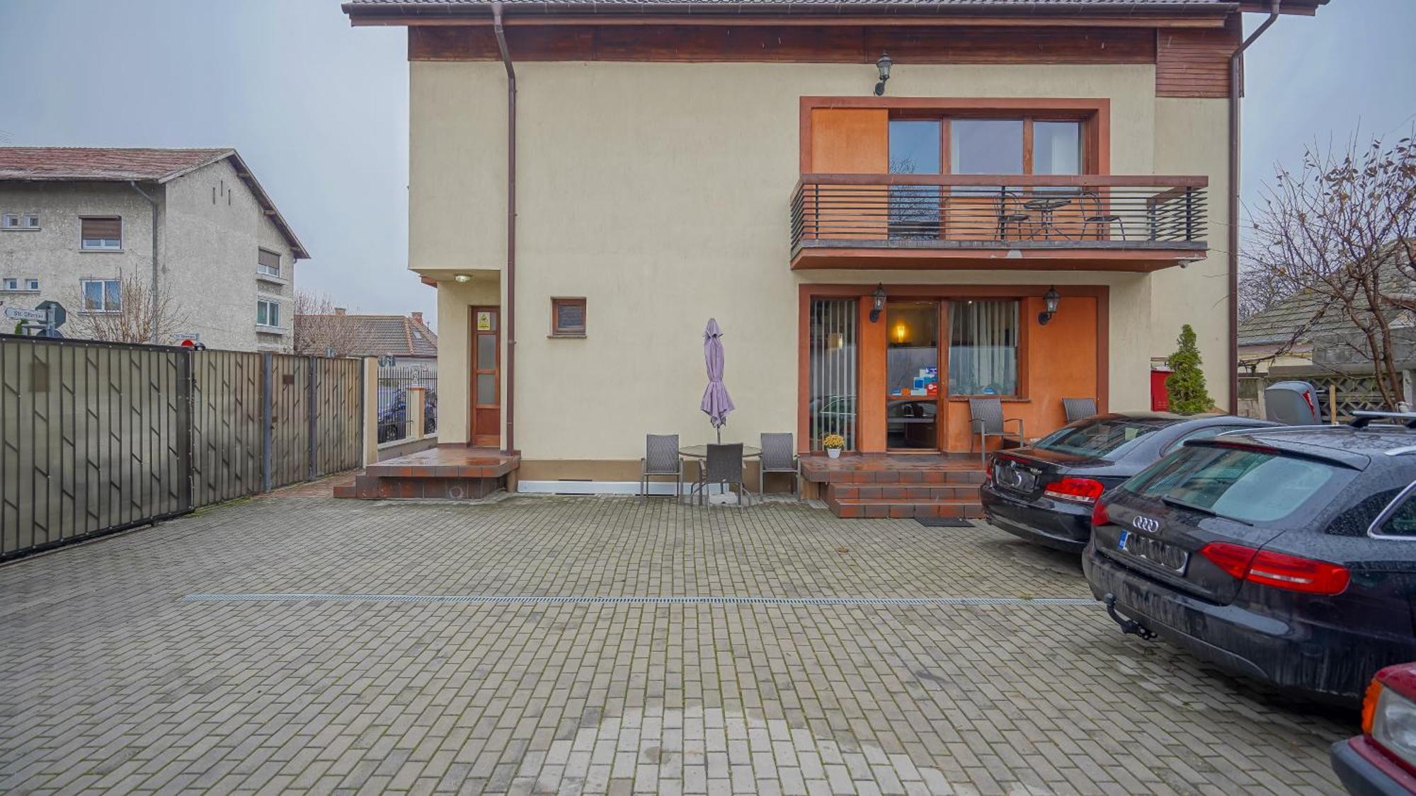 Pension Bavaria Brasov Exterior photo